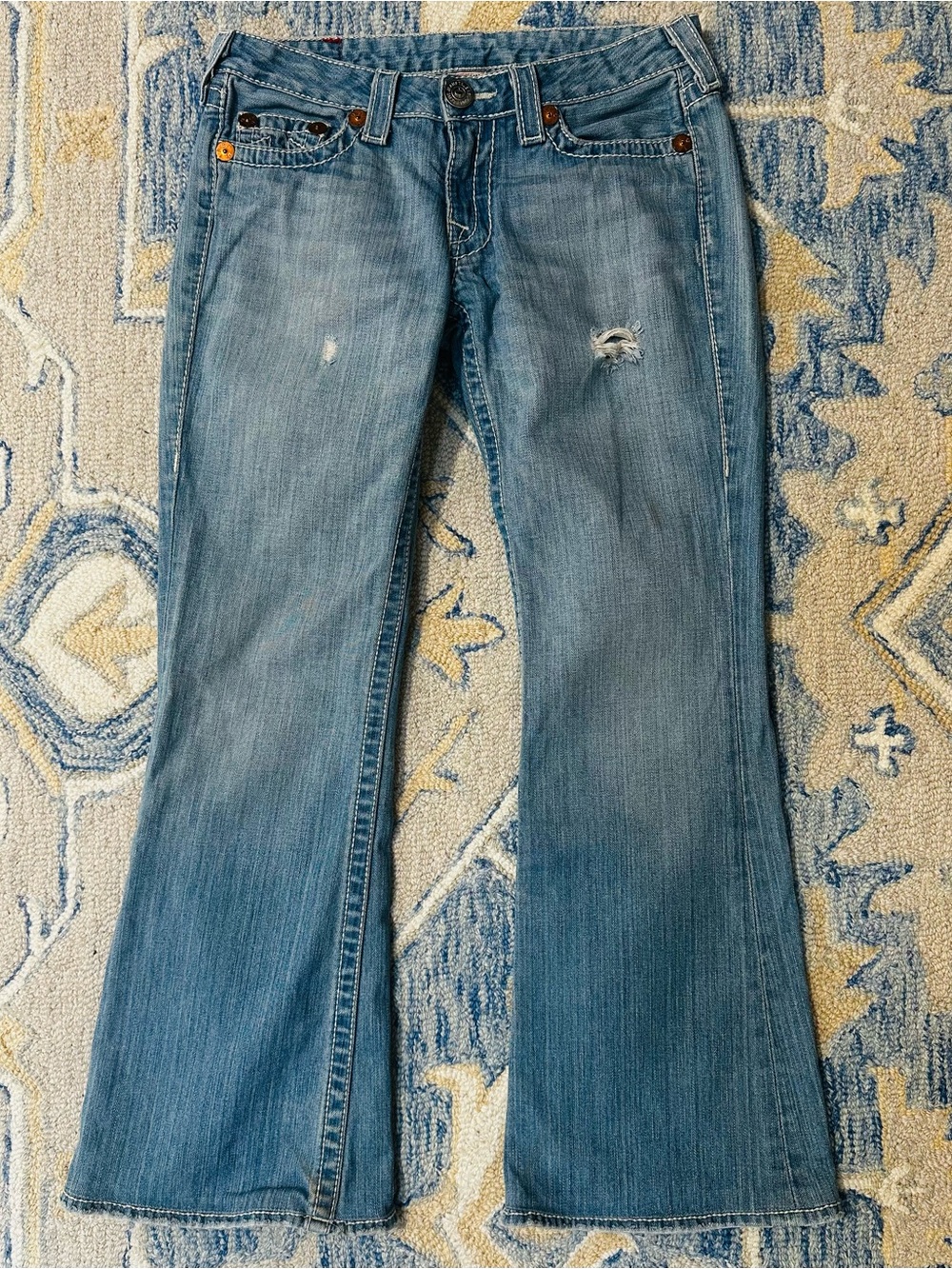 True Religion Bobby Big T Bootcut Jeans 30 100% Cotton Blue Med Wash Distressed